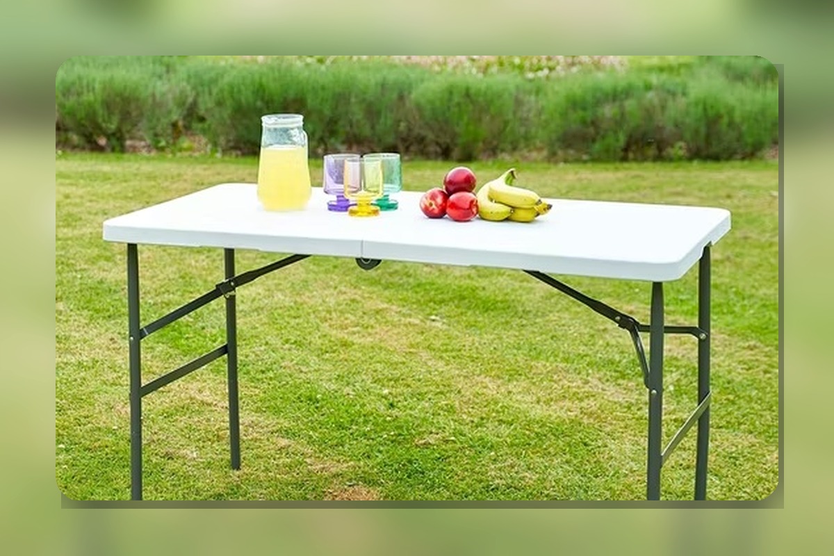 4-Foot Rectangular Tables