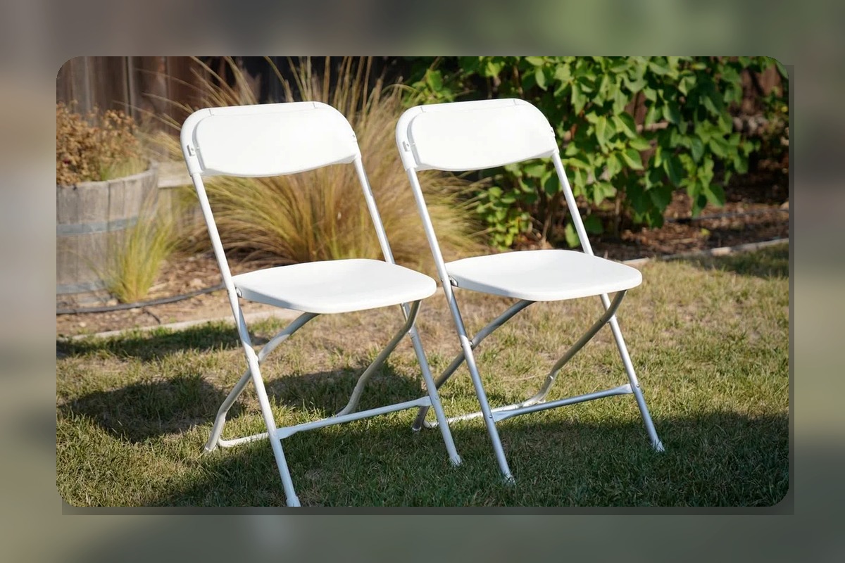 Folding chairs for events